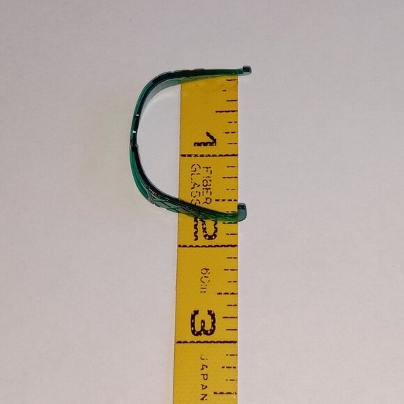 ๐ฏ 10 for $12 / Miniature Green Plastic Sunglasses - Picture 2 of 10